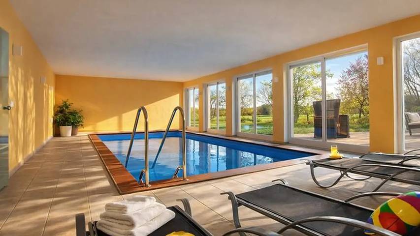 Ferienhaus für 8 Personen, mit Terrasse und Sauna in Kühlungsborn