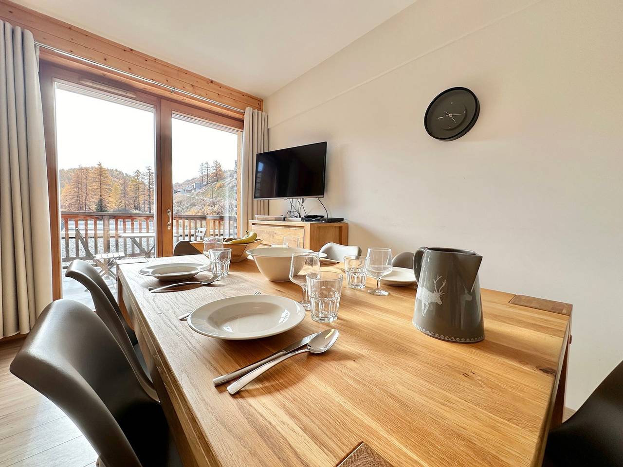 Appartement entier, Vars : T2 cabine neuf avec terrasse et Wifi pour 6 pers in Vars, Région de Briançon