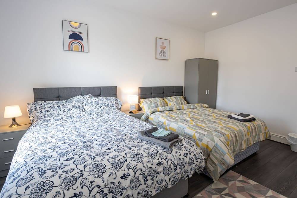 Tco Luxury Family Executive Room 5 in Liverpool, Merseyside