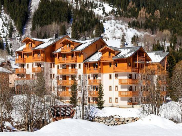 Location de vacances pour 4 personnes, avec sauna ainsi que piscine et balcon, animaux acceptés à Pralognan-la-Vanoise