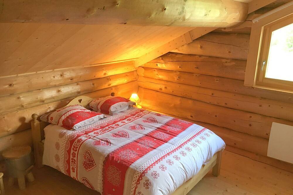 Chalet spacieux et calme - 6 couchages - 4 étoiles - 120m2 in La Pesse, Parc naturel régional du Haut-Jura