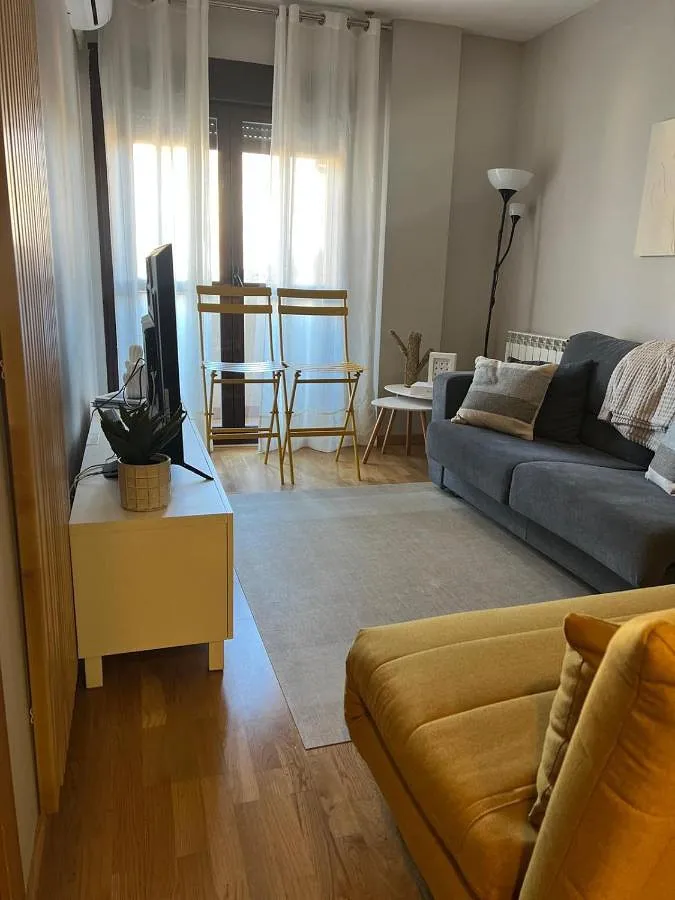 Apartamento de vacaciones para 3 personas, con terraza y vistas - 1