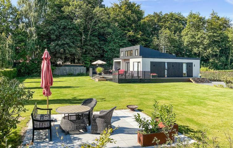 Ferieudlejning for 5 personer, med Terrasse og Have i Kelstrup Strand