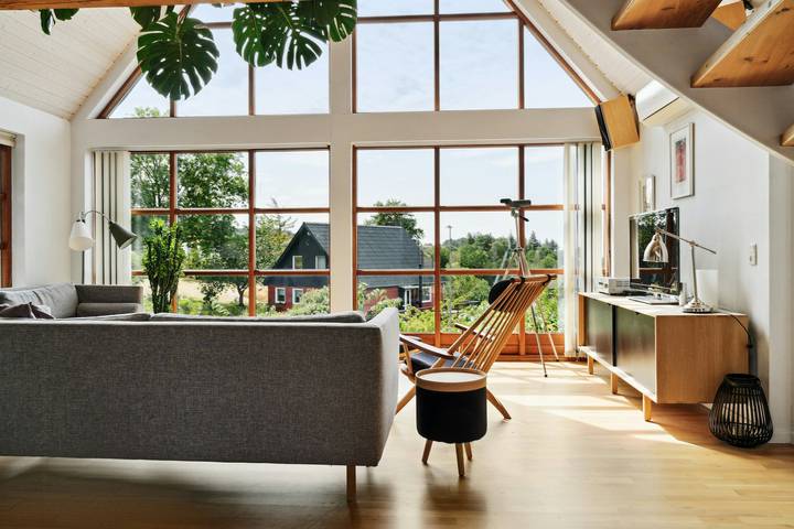 Ferieudlejning for 8 personer, med sauna og terrasse, husdyr tilladt i Hasle