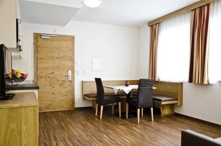Ferienwohnung für 3 Personen, mit Terrasse und Garten sowie Sauna und Ausblick in Ischgl - 4