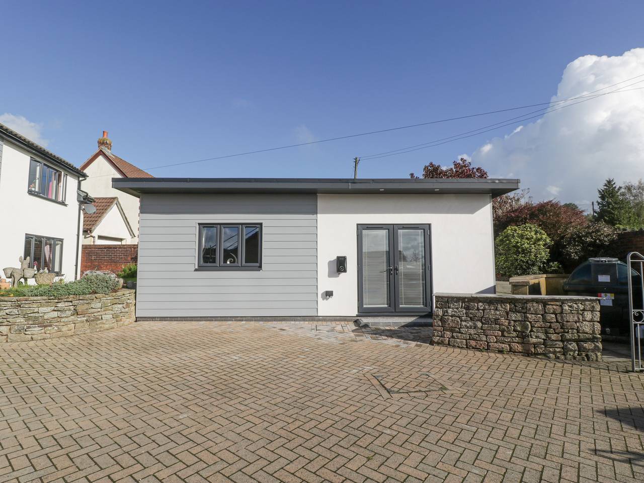 Aneths Annex in Gloucestershire