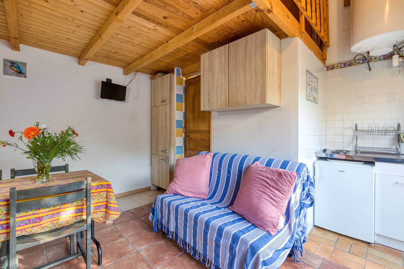 Studio entier, Le Martin-Pêcheur – Appartement avec jardin privé et Wi-Fi, proche plages et centre ville in Saintes-Maries-de-la-Mer, Côte méditerranéenne (France)