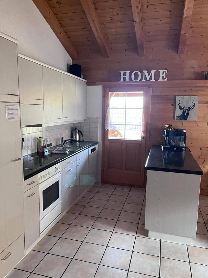 Gîte pour 4 personnes, avec vue et balcon dans Axalp - 2