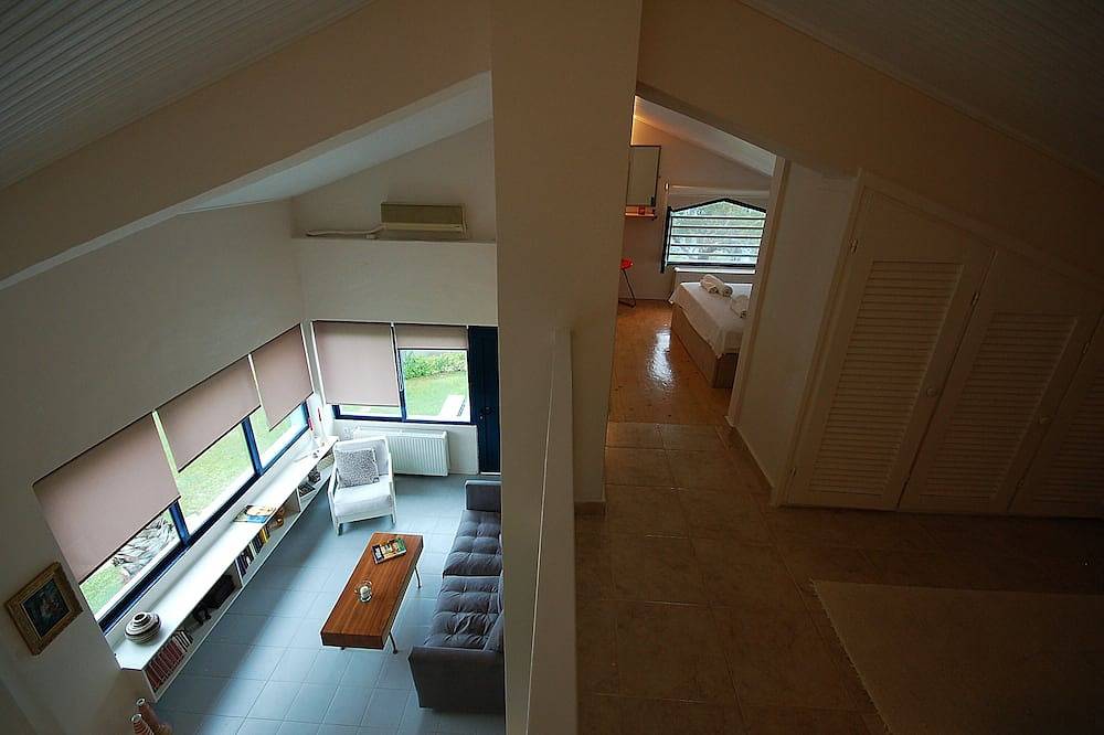 Ganze Wohnung, '' Laguna '', elegante Wohnung für 5 Personen, Teil eines privaten Resorts in Gouvia, Korfu