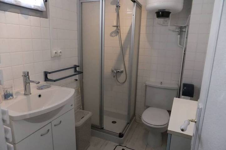 Gîte pour 3 personnes dans Plage du Nau - 2