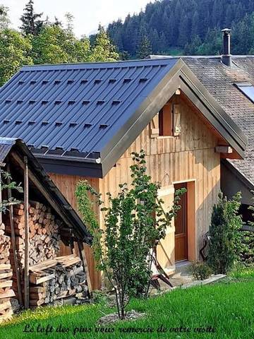 Gîte pour 4 personnes, avec jardin et vue, adapté aux familles à Entremont-le-Vieux