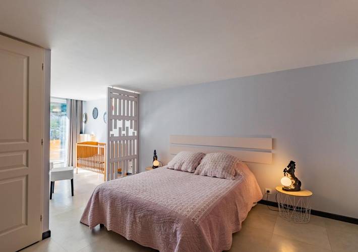 Gîte pour 4 personnes, avec jardin ainsi que piscine et terrasse à Le Fleix - 3