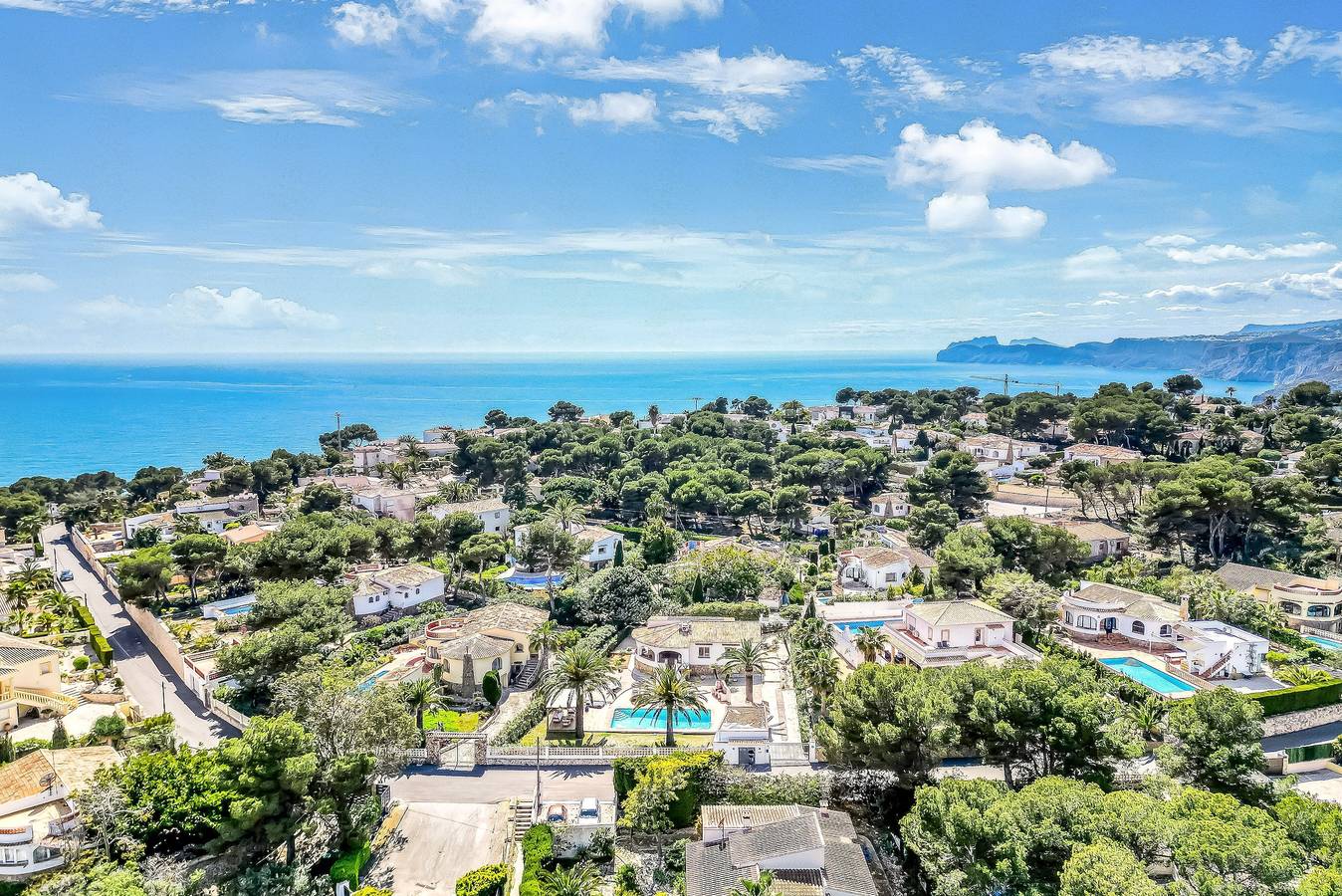 Vakantiehuis 'Casa De Isabella' met privé zwembad, Wi-Fi en airconditioning in Balcón al Mar, Jávea