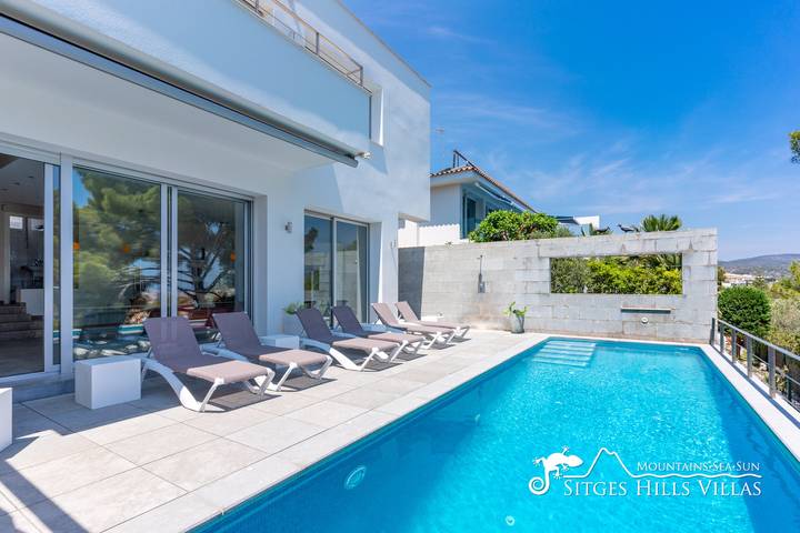 Casa rural para 12 personas, con jardín y balcón en Sitges - 3