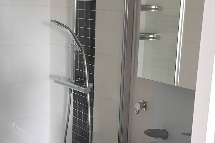 Gîte pour 3 personnes, avec jardin et piscine à Bègles - 3