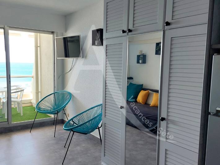 Appartement entier, 145 / T2 Vue Mer Avec Parking Et Clim Séjour in Sète, Côte méditerranéenne (France)