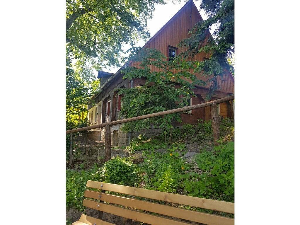 Ferienhaus in Sebnitz mit Schwimmbecken in Sebnitz, Elbsandsteingebirge