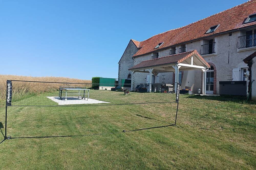 Chambre D’hôte pour 9 Personnes dans Champcenest, Seine-et-Marne