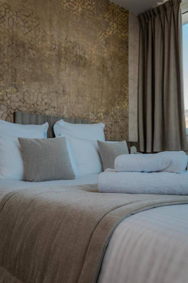 Hôtel pour 2 personnes, avec terrasse et vue à Port-en-Bessin-Huppain - 3