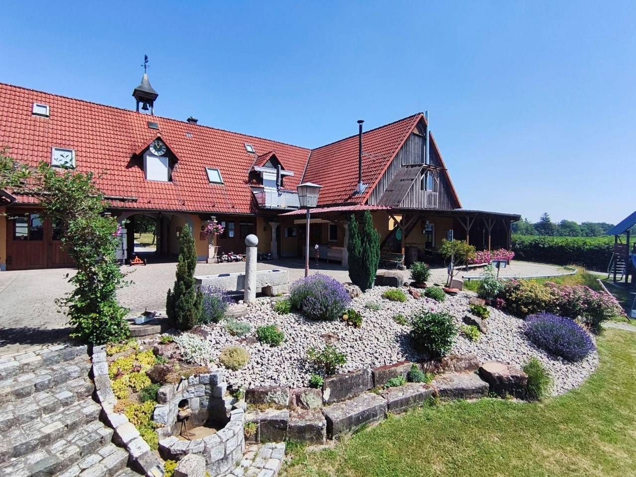 Geheel appartement, Ferienanlage Karolinenhof - Ferienwohnung 3 in Haundorf, Frankisch merengebied
