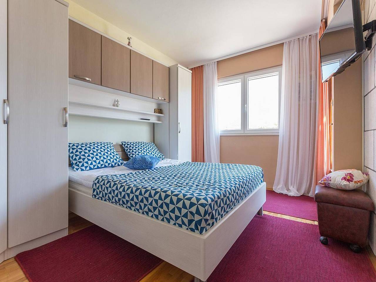 Geheel appartement, Holiday apartment Marko for 2 with pool and grill in Zaton, Grad Dubrovnik