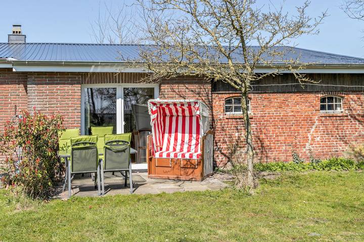 Ganze Wohnung, Gemütliche Ferienwohnung "Deichgraf 1" in Meeresnähe mit Wlan in Friedrichskoog, Kreis Dithmarschen