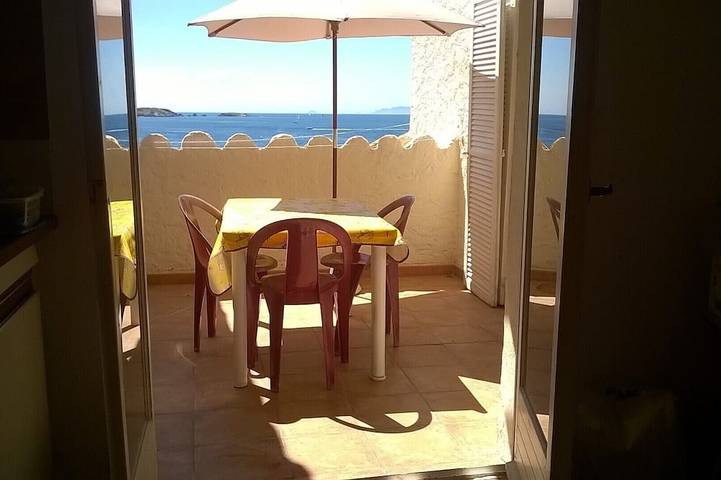 Gîte pour 4 personnes, avec terrasse dans Le Brusc - 4