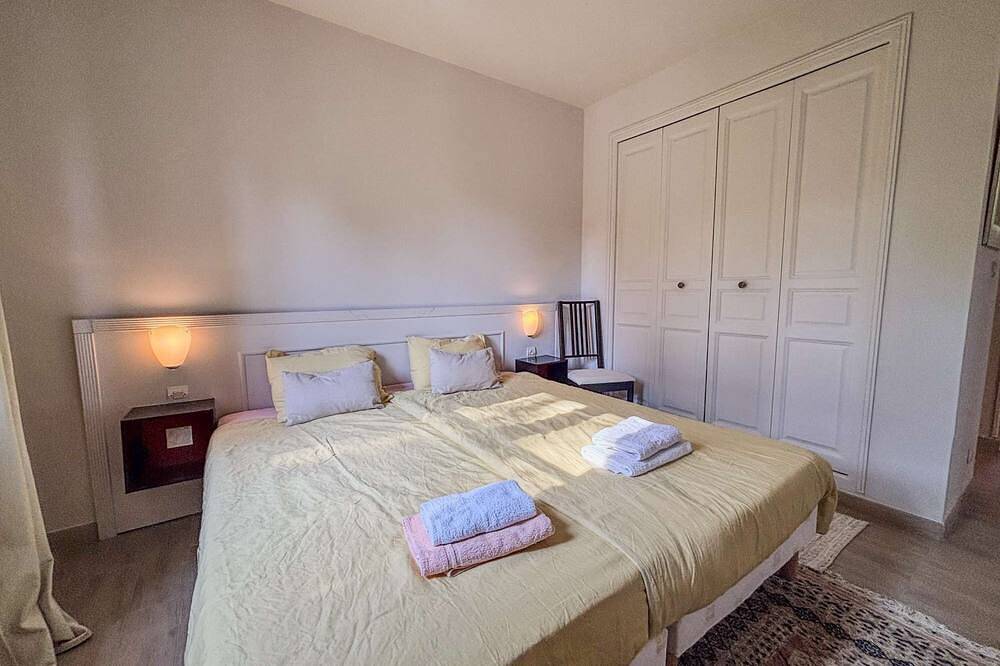 Entire apartment, Pretty T3 at the foot of the golf course - The 19th Hole in Saint-Martin-du-Vieux-Bellême, Parc naturel régional du Perche