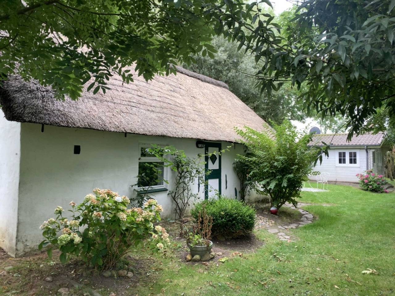 Reetdachhus Meduse - Meduse in Nordstrand (Gemeinde), Nordseeküste