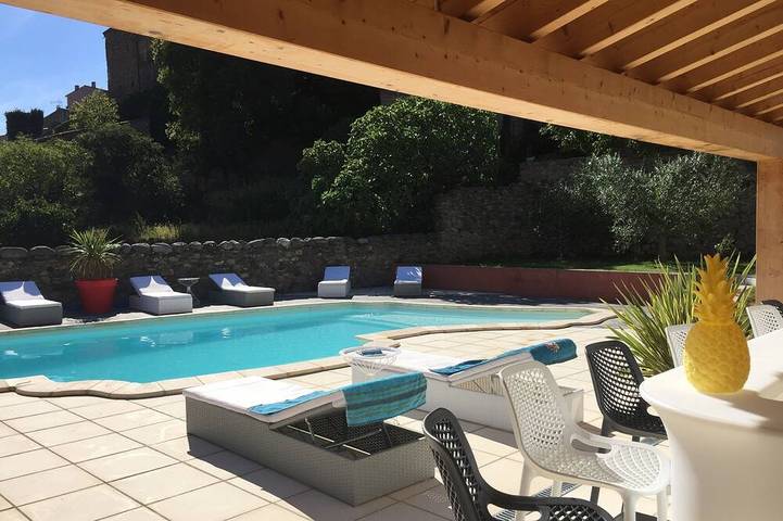 Maison de vacances pour 26 personnes, avec Terrasse et Jardin à Prades