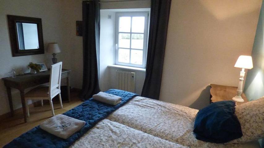 Location de vacances pour 3 personnes, avec jardin et vue à Plouëc-du-Trieux - 2