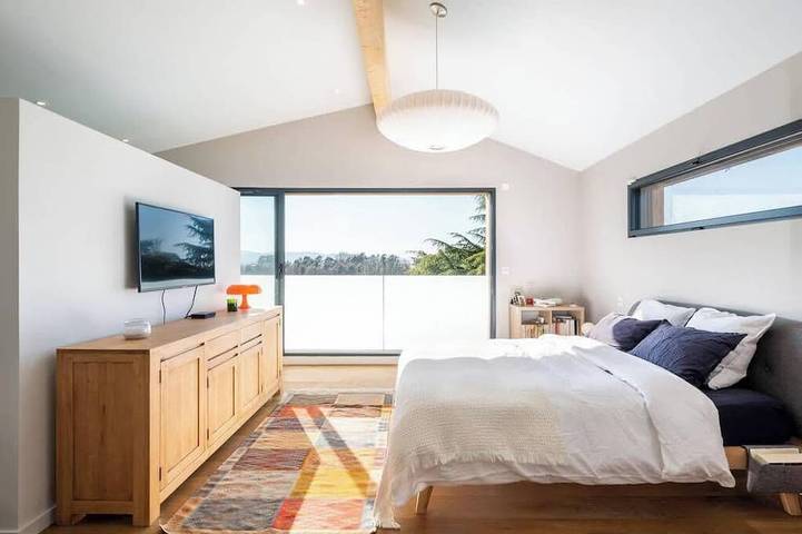 Location de vacances pour 12 personnes, avec piscine et jardin à Saint-Didier-au-Mont-d'Or - 2