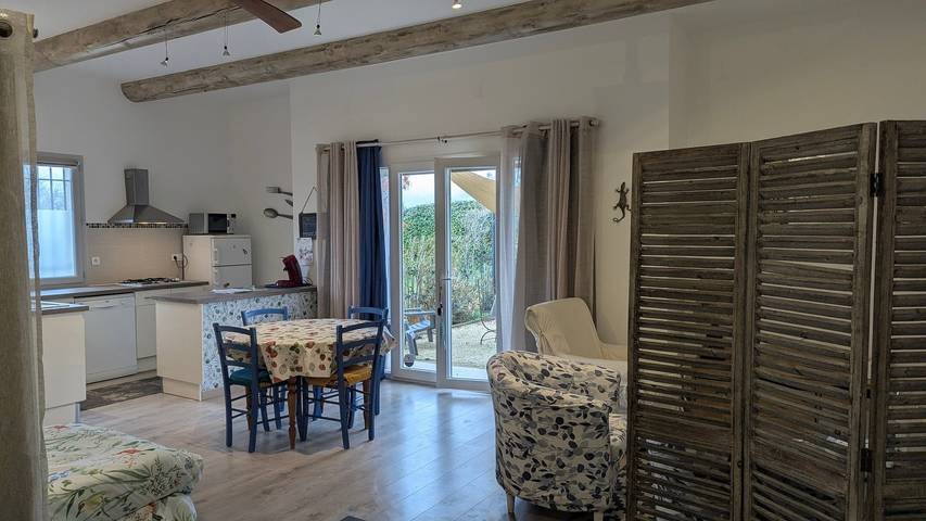 Ferienhaus für 3 Personen, mit Garten in Vaucluse - 2