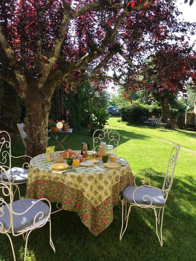 Location de vacances pour 2 personnes, avec jardin et vue à Saint-Chamassy - 2