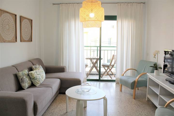 Appartement entier, Appartement de vacances pour 5 personnes avec balcon in Playa San Juan, Guía de Isora