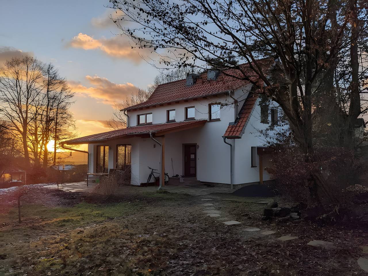 Ferienhaus 'Ahlberg' mit Bergblick, privater Terrasse und Wlan in Immenhausen, Hessisches Bergland