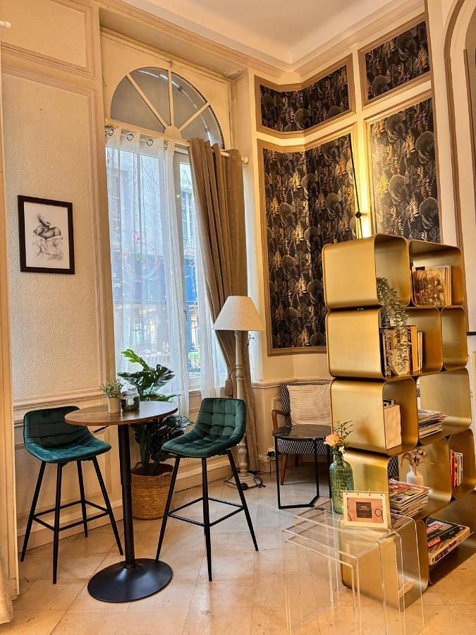 Hôtel pour 3 personnes à Bernay - 2