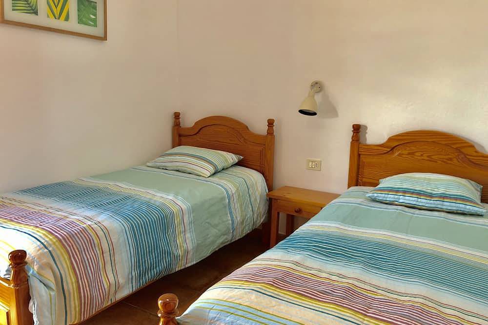 Casita Vista Valle 4 in Tajuya, El Paso