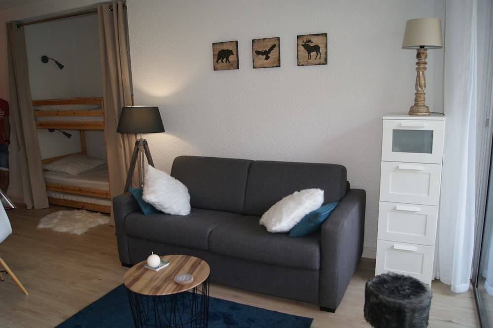 Ganze Wohnung, Wohnung *** In Neuem St Lary Dorf Renoviert in Saint-Lary-Soulan, Nationalpark Pyrenäen