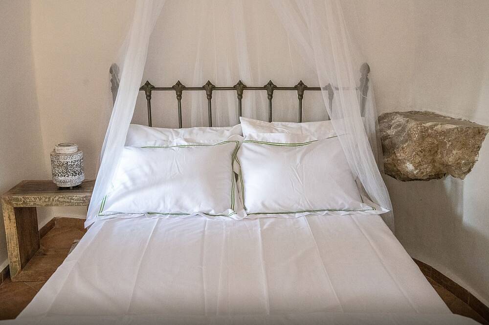 The Olive Tree Residence - een unieke Mani Tower-ervaring in Stoupa, Messenia