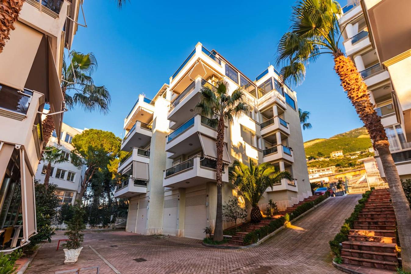 Apartamento entero, Amazing Canvas by the Sea | Wifi & Free Parking in Vlorë (Ciudad), Vlorë