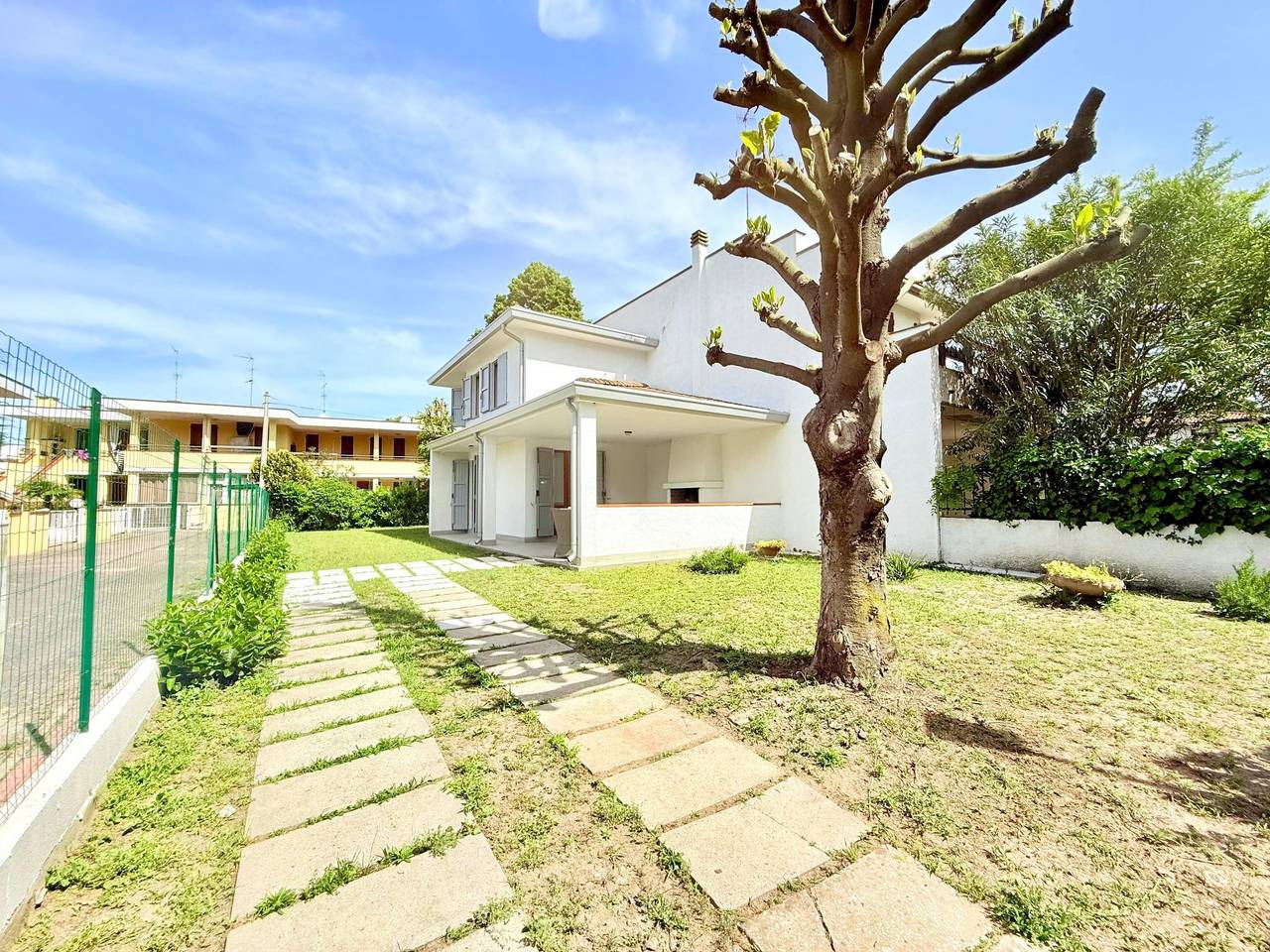 Head Villa mit großer Veranda, 2 Klima in Provincia de Ferrara