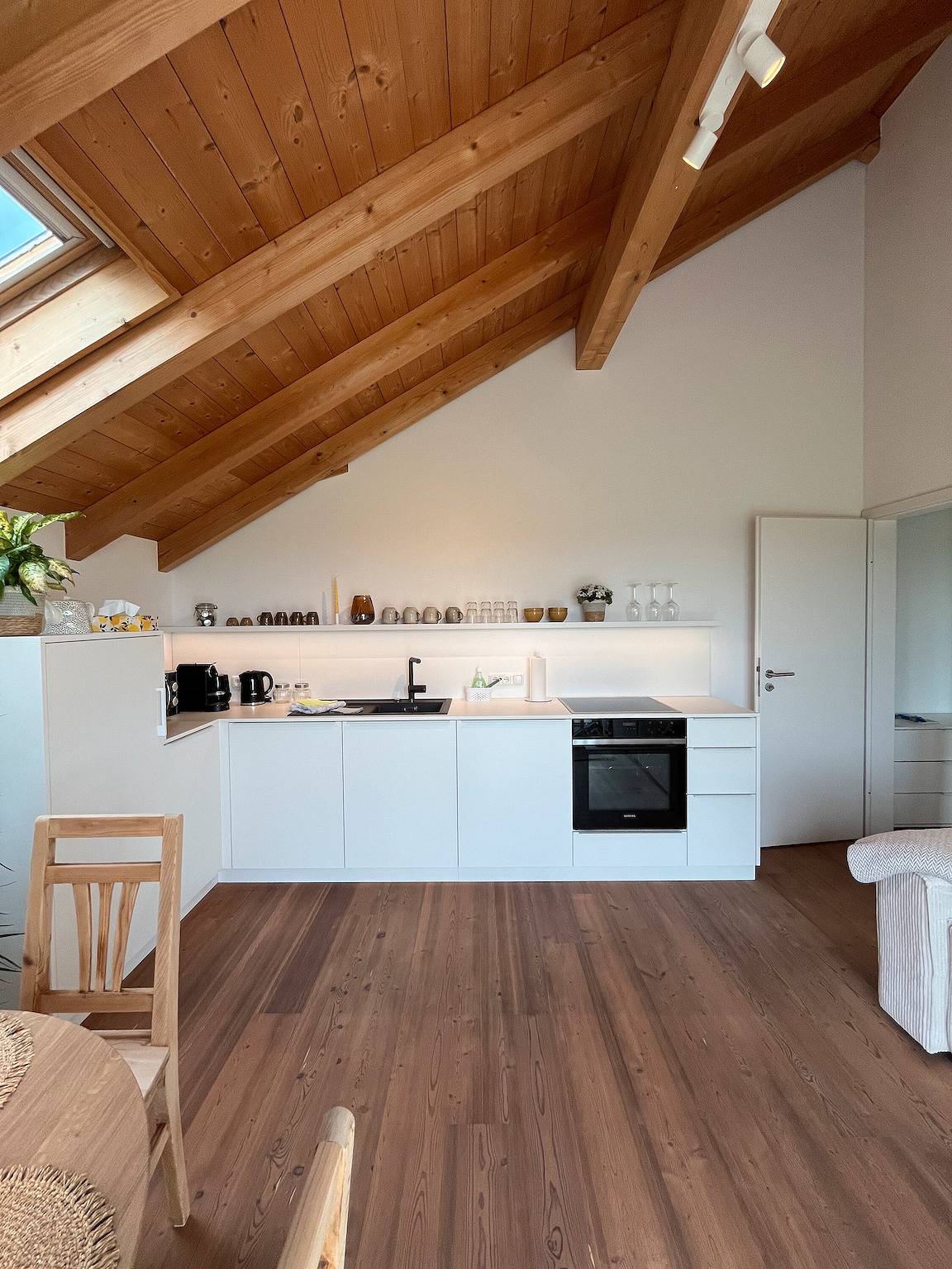 Ganze Wohnung, Apartment 'Monte Fiori' mit Balkon und Wlan in Anzing, Oberbayern