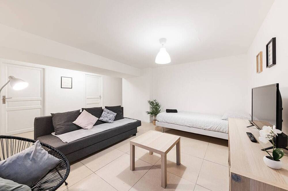 Entire apartment, Les Remparts du Loing in Moret-sur-Loing, Seine-et-Marne