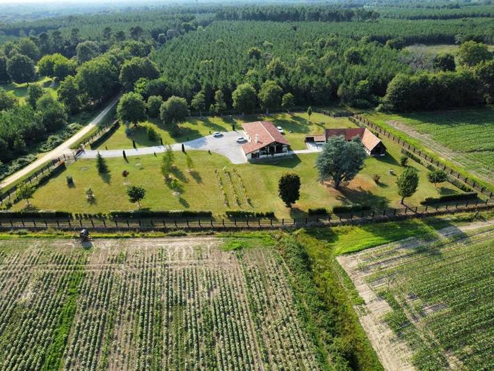 Gîte pour 2 personnes, avec vue à Saint-Justin