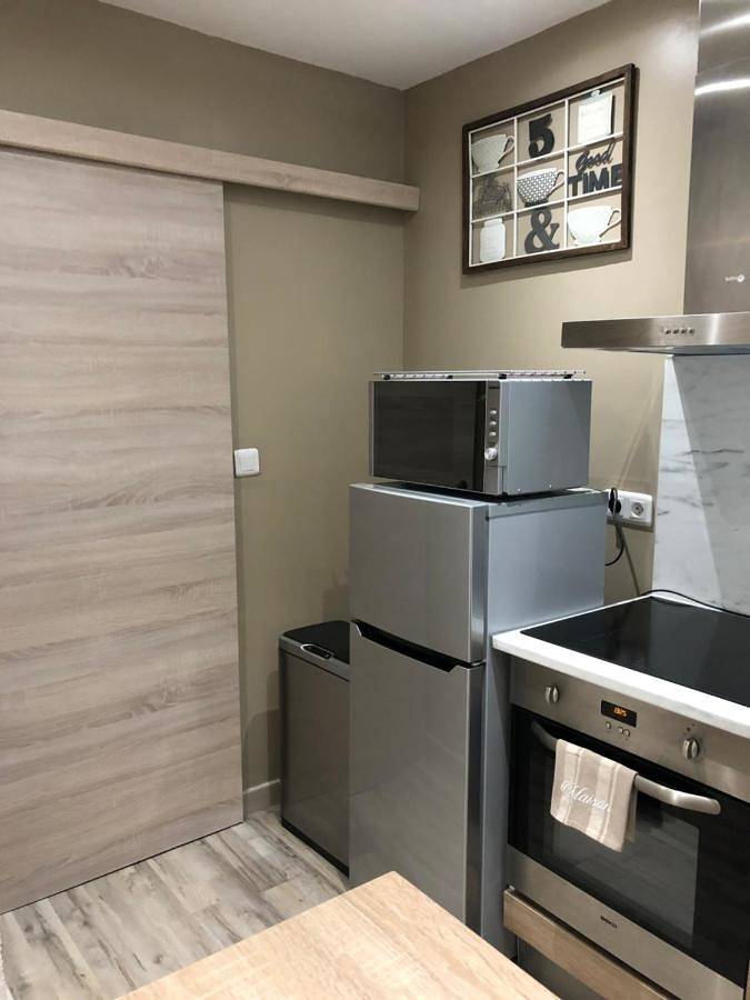 Appartement entier, Apartment in Cavaillon, Parc naturel régional du Luberon