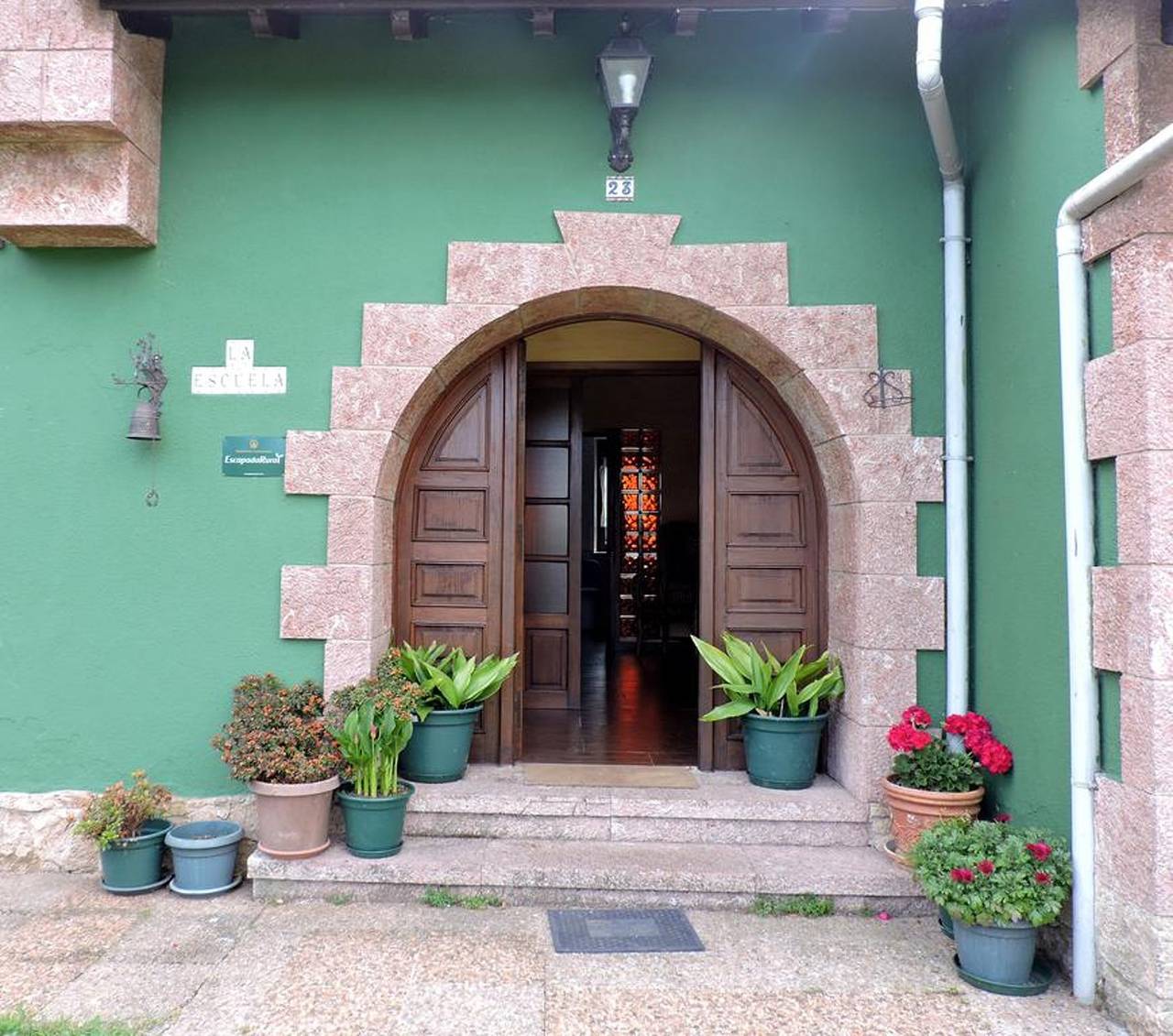 Casa espaciosa con vista a la montaña en Premio in Las Regueras, Costa Verde