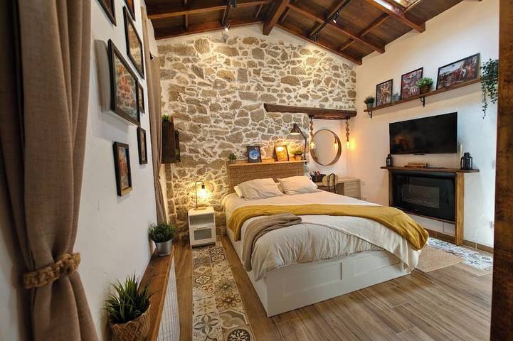 Casa rural para 2 personas, con jardín y jacuzzi, Se admiten mascotas - 1