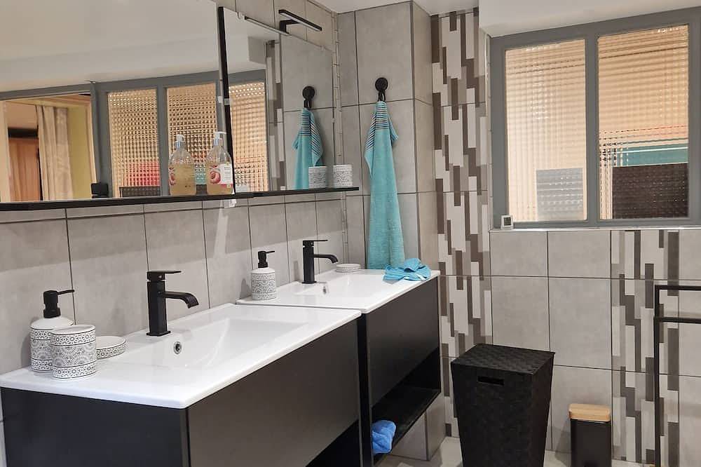 Comfortable Room With Independent Entrance in Sainte-Marie-aux-Mines, Regionaler Naturpark Belchen der Vogesen