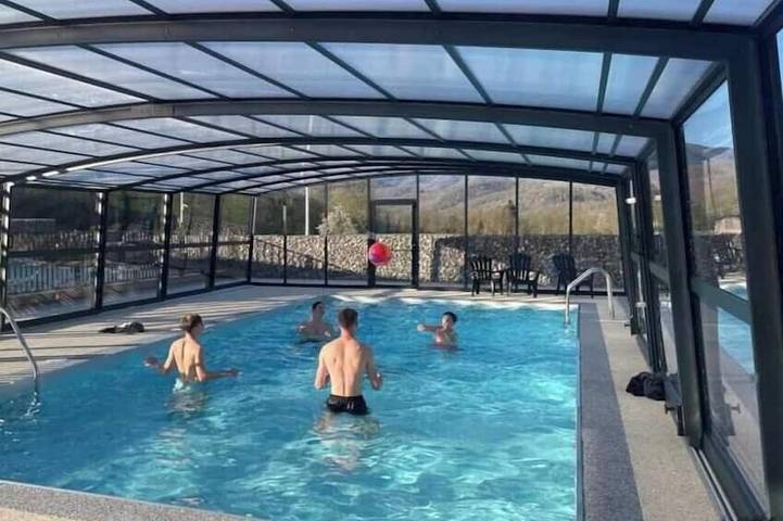 Zecamping 3 étoiles - espace aquatique in Seix, Parc naturel régional des Pyrénées ariégeoises